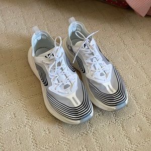 APL Women’s Streamline